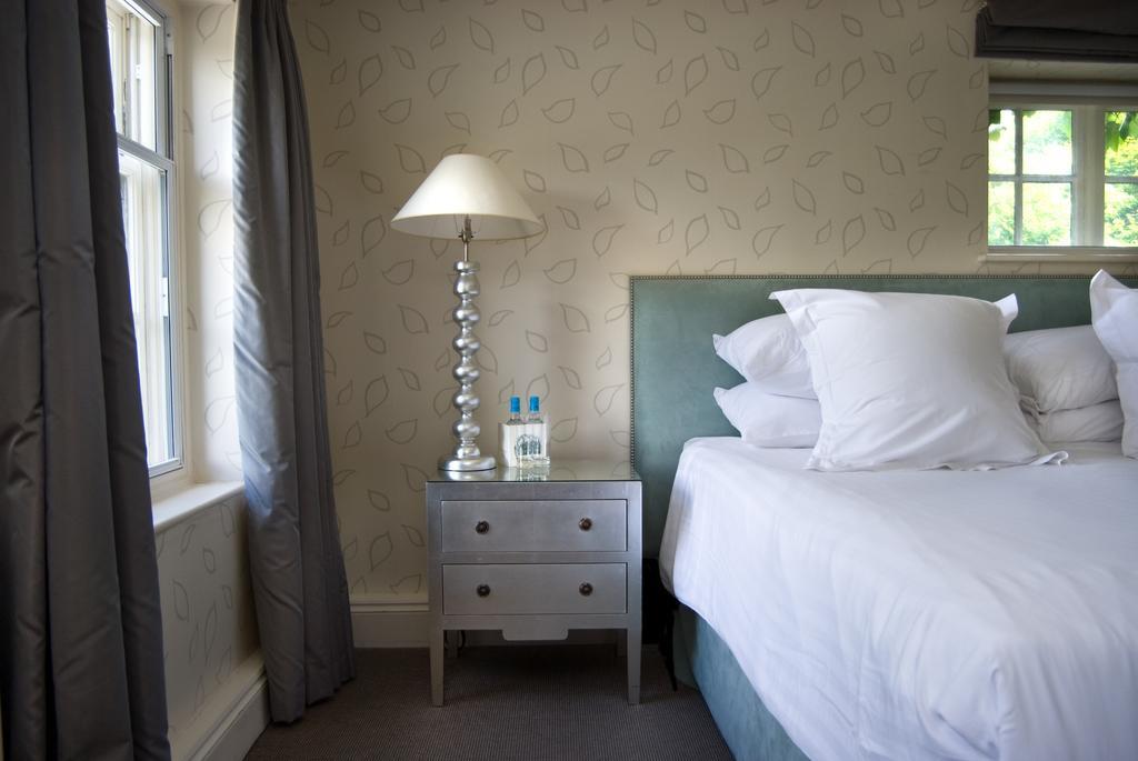 The Old Bridge Hotell Huntingdon Rum bild